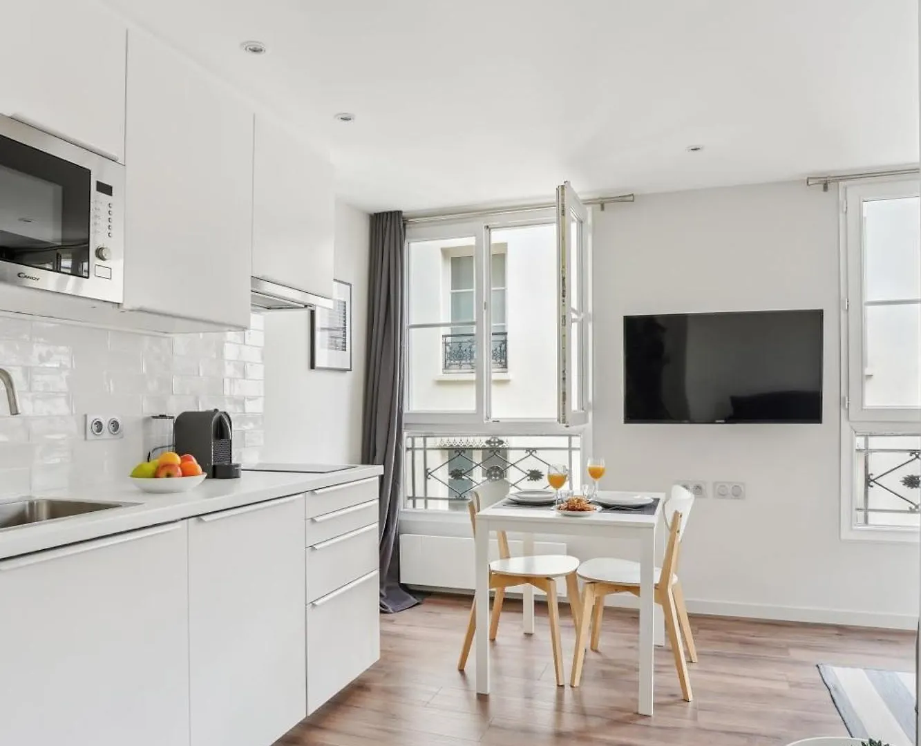 Marais 1br Cosy Charm